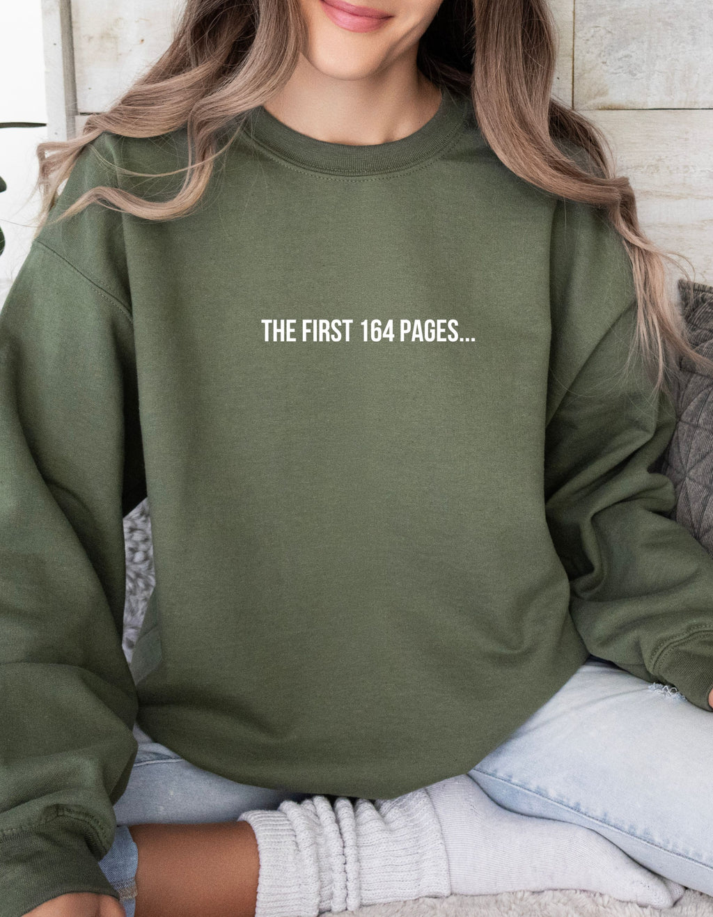 The 164 Pages Crew Neck